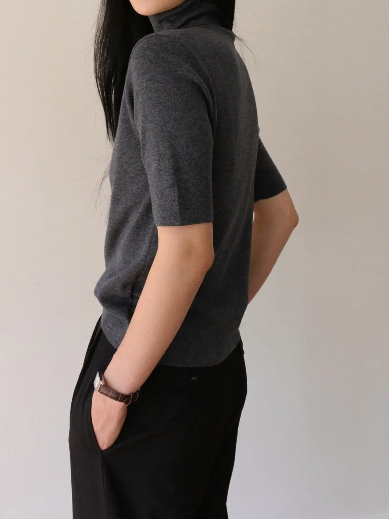 TURTLENECK HALF SLEEVE KNIT