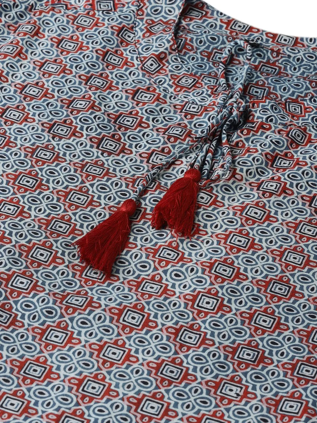 Women Navy Blue & Maroon Printed Straight Kurta